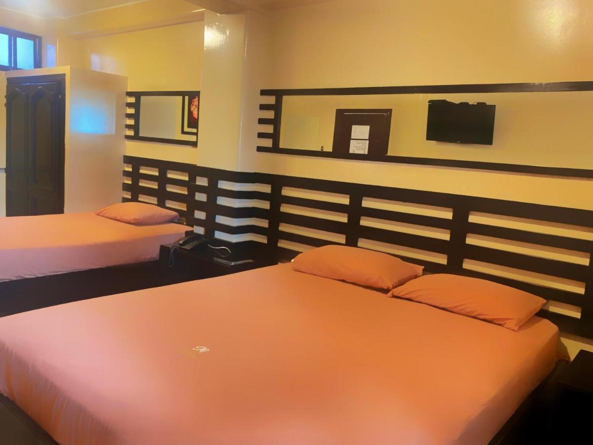 Hostal Montesa Guayaquil Exterior foto